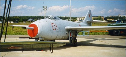 Mikoyan/Gurevich MiG-9